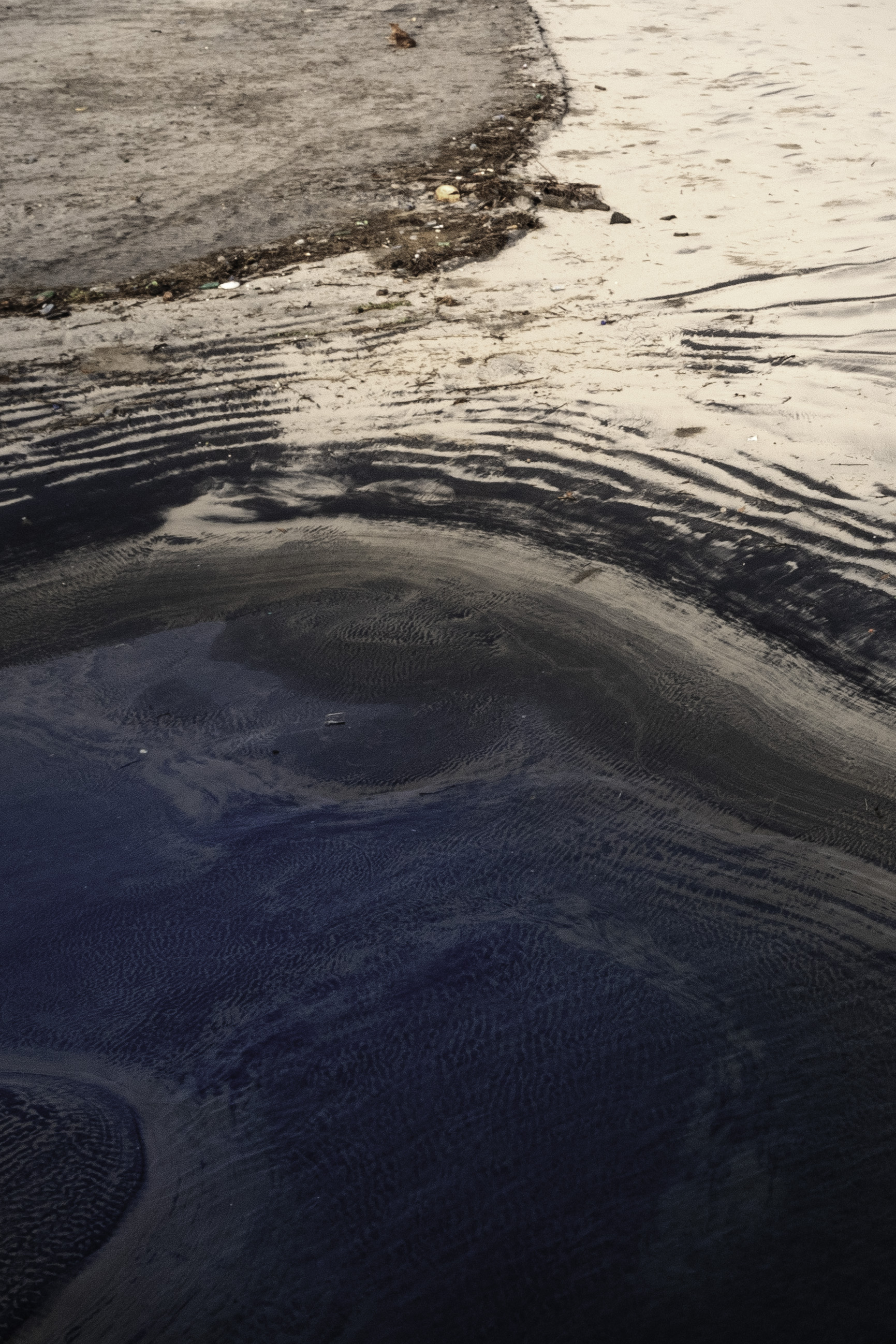 abstract photo with two colours